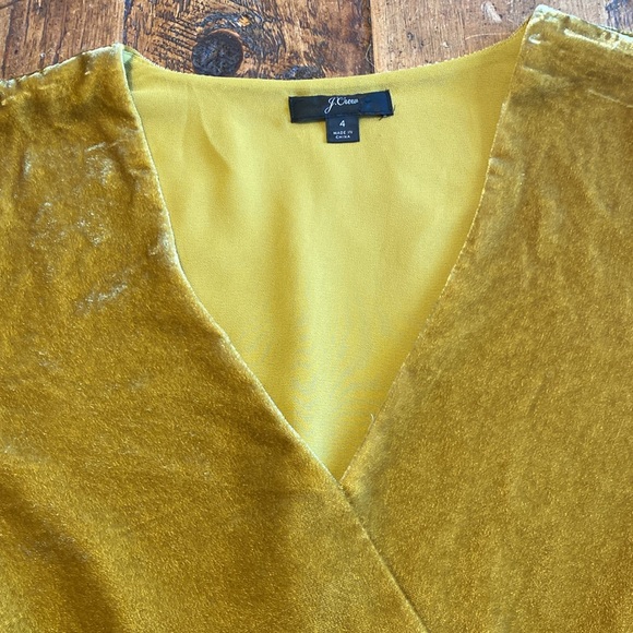 J. Crew Velvet Faux Wrap Blouse Size 4 🍁 - Picture 7 of 10